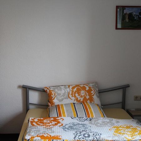 Hôtel Tivoli à Zerbst Extérieur photo