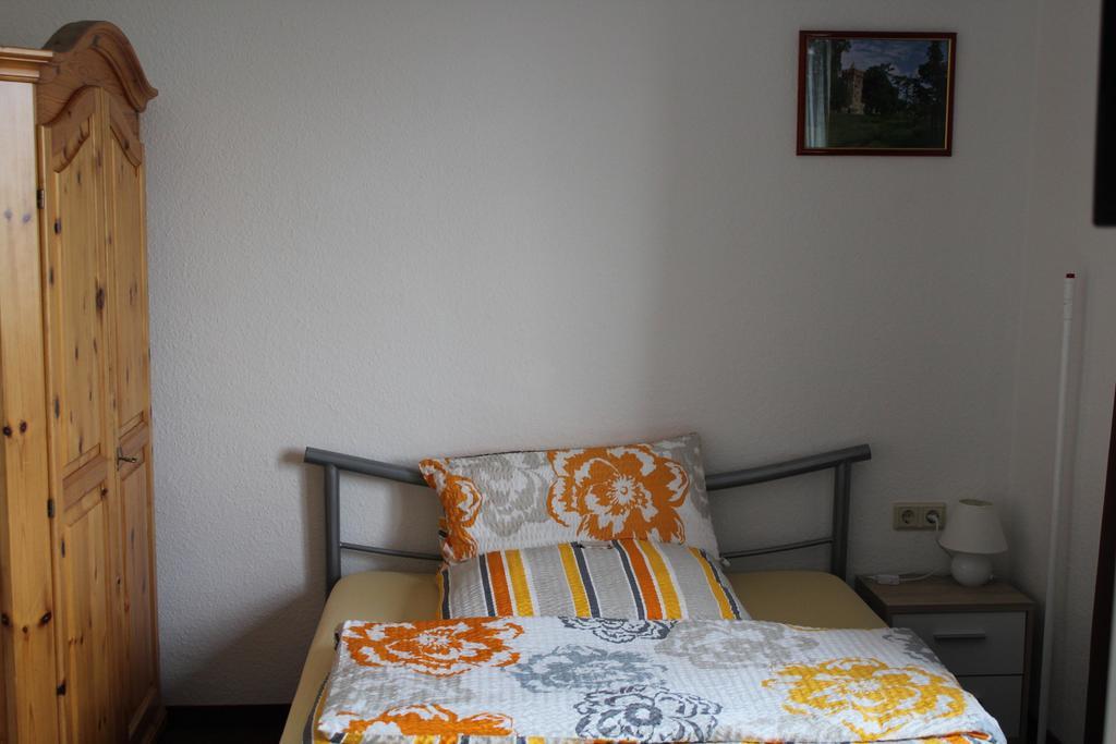 Hôtel Tivoli à Zerbst Extérieur photo